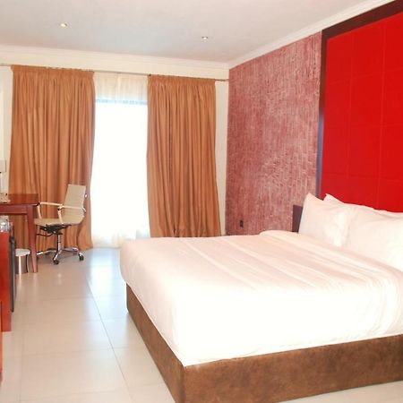 Best Western Plus Serene Atlantic Hotel Sekondi-Takoradi Dış mekan fotoğraf