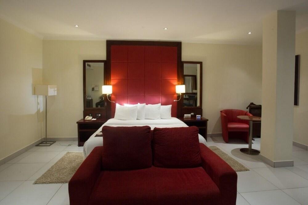 Best Western Plus Serene Atlantic Hotel Sekondi-Takoradi Dış mekan fotoğraf