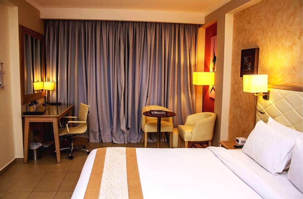 Best Western Plus Serene Atlantic Hotel Sekondi-Takoradi Oda fotoğraf