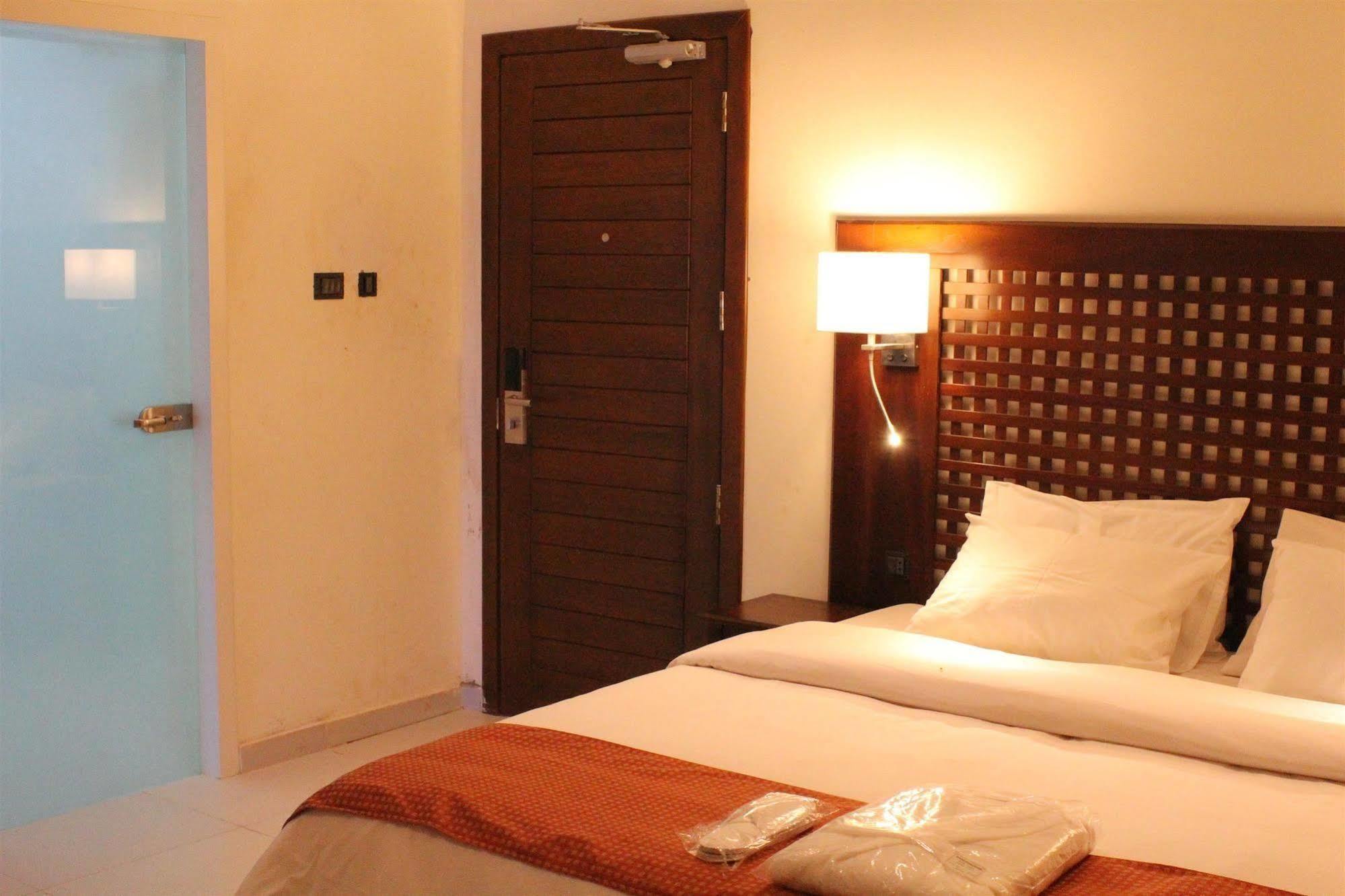 Best Western Plus Serene Atlantic Hotel Sekondi-Takoradi Dış mekan fotoğraf